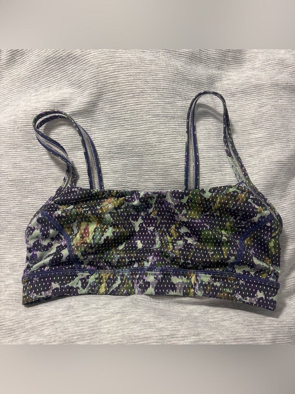 Lululemon bra